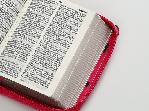 Biblia Bolsillo Rvr60 C/ Cierre Rosa Fucsia C Lunares Negros