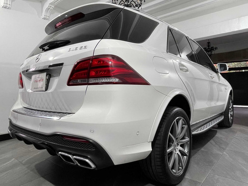 Imagen 11 de 15 de Mercedes-benz Clase Gle 2016 6.3l Suv 63 Amg At Blindada