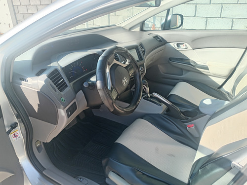 Honda Civic Dmt Lx Sedan At