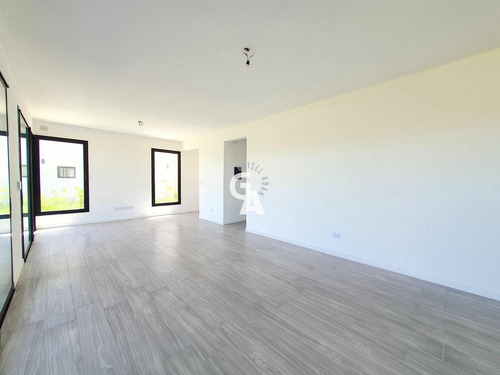 Imagen 15 de 30 de Casa En Venta 4 Amb En Santa Emilia, Pilar Del Este