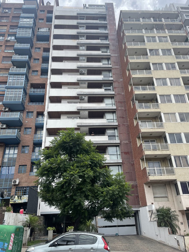 Dueño Vende: Duplex De Categoría En Piso 15 Con 2 Cocheras
