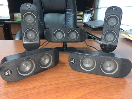 Conetas Logitech X-530 (Usado)