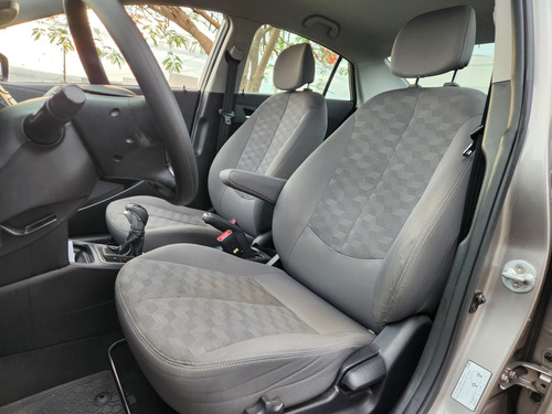 Hyundai HB20S 1.6 Comfort Style Flex Aut. 4p