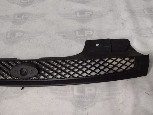 Parrilla Ford Fiesta 2004-2005-2006-2007 Nva (Usado)