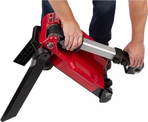 Foco Torre De Iluminacion M18 36v One Key Milwaukee 2120-20
