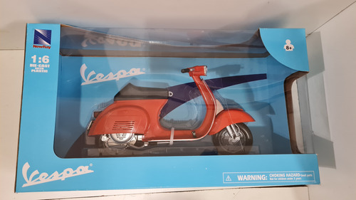 1/6 Moto New Ray Vespa 50 Special 41013