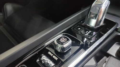 Volvo Xc60 R-design Hybrid Awd Geartronic 2.0 T8, Ier8990