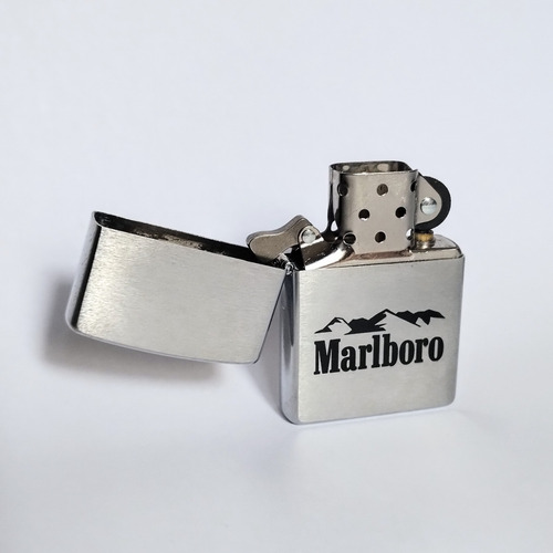 Raro Isqueiro Zippo Marlboro Black Mountains 1999 Usa Fluído (Usado)