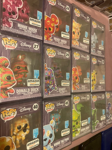 Set 13 Funko Artist Series: Disney Treasures From The Vault (Usado)