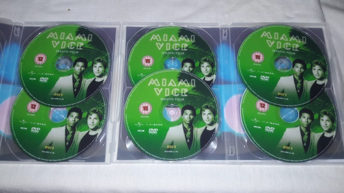 Imagem 3 de 8 de Dvd Box Miami-vice - A Série Completa E Dublada ( 32 Dvds )