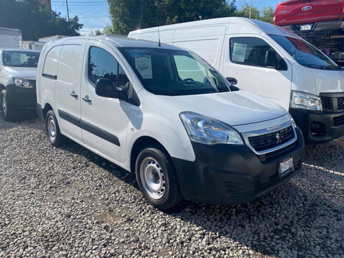 Imagen 5 de 8 de Peugeot Partner 2017 1.6 Hdi Maxi Mt