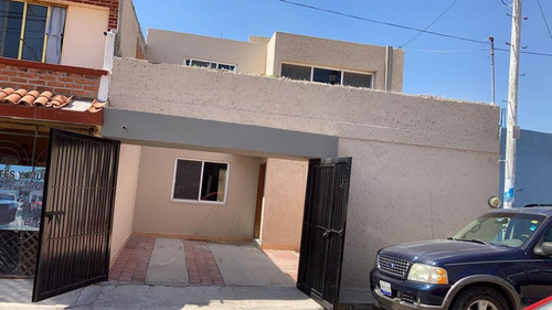 En Venta Casa En Desarrollo San Pablo 3 Recamaras, Una En Pl