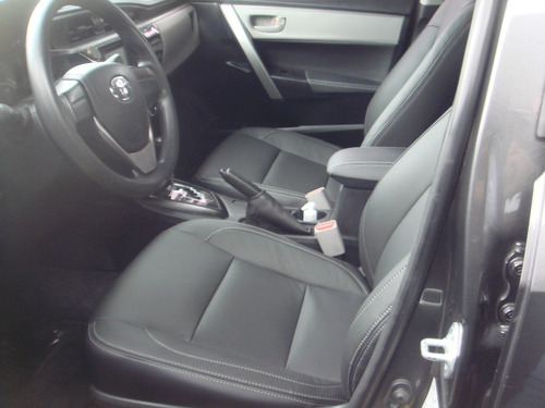 Imagem 11 de 14 de Toyota Corolla Gli 16/17 77 Km
