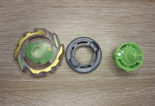 Beyblade Burst Unicrest U1 Hasbro (Usado)