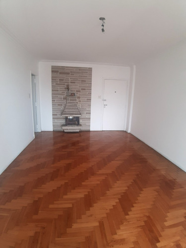Imagen 5 de 16 de Departamento 4 Ambientes Con Balcón Al Frente