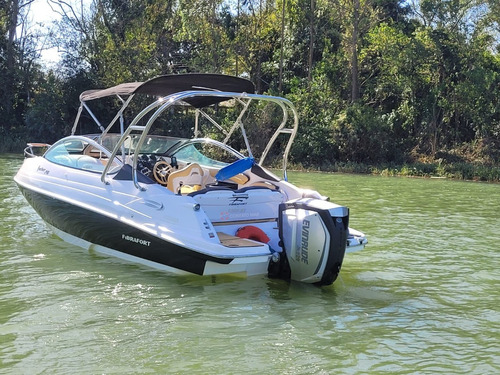 Focker 240 Ano 2019 Motorização Evinrude 250hp