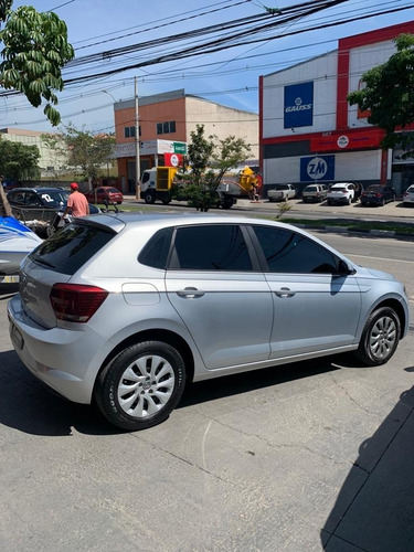 Imagem 4 de 9 de Vw Polo 2020 Prata Flex Novíssimo