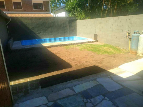 Imagen 9 de 28 de 2 Casas Independientes En Un Terreno Con Piscina, La Falda