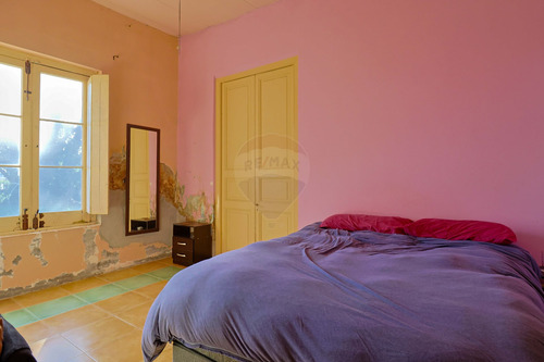 Venta De Quinta Con Casa, Montevideo, 3,7 Hect.