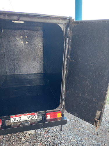Trailer Furgon Cerrado Usado 750kg