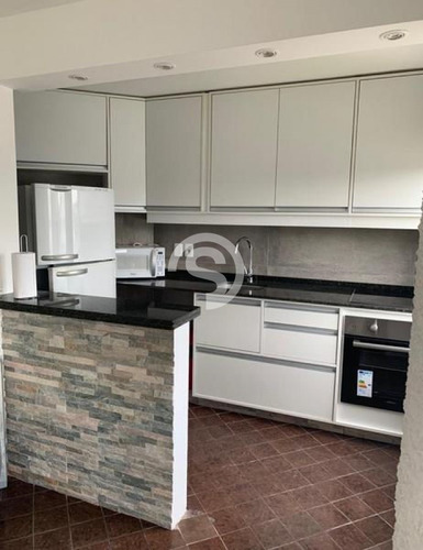 Apartamento Reciclado De 2 Dormitorios, Muy Luminoso!- Ref: 4599