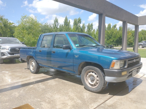 Toyota Hilux 2.8 D/cab 4x2 D 1999