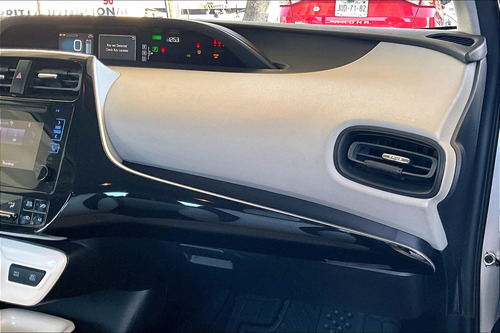 Toyota Prius 2017