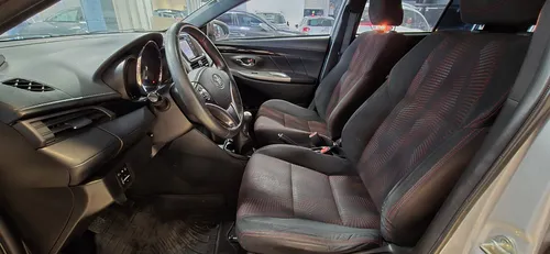 Toyota Yaris HB S 1.5L L4 MT