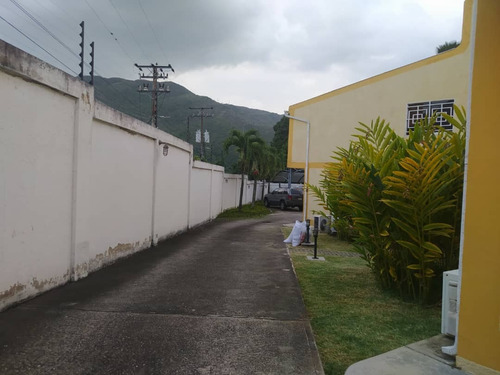 Vendo Townhouse Villas Morocota/ Es 1969