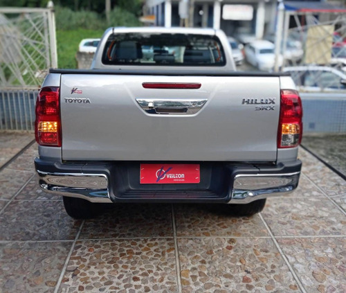 Imagem 3 de 11 de Toyota Hilux 2.8 Srx 4x4 Cd 16v Diesel 4p Automático