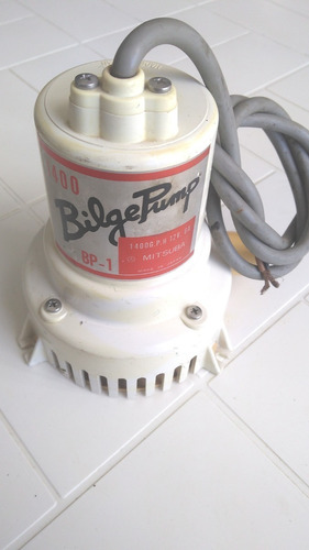 Bomba Achique 1400 Gph, Marca Mitsuba Japon  12 V-6 Amp 