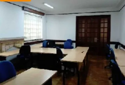 Oficina en arriendo