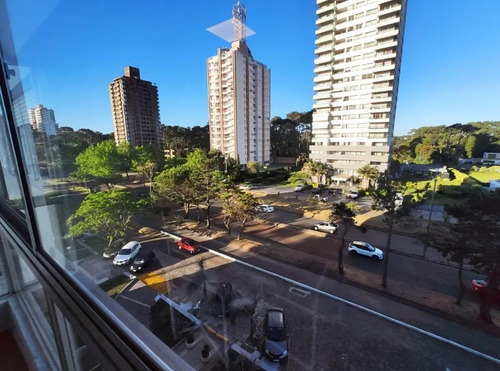 Imagen 5 de 9 de Excelente Apartamento De 3 Dormitorios Para Alquilar En Temporada