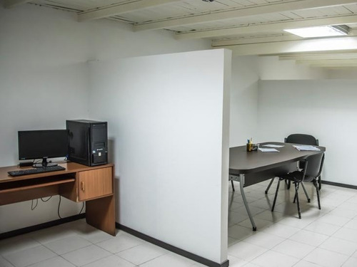 Imagen 7 de 14 de Galpones En Venta Barcelona