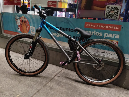 Bicicleta Dirt Jump Mtb Street 26 Octane One Azul 22 " (Usado)