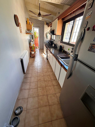 Casa De 2 Dormitorios + Depto 1d Zapiola 500