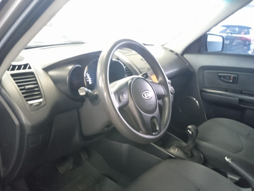 Imagem 9 de 15 de Kia Soul 1.6 2011 Completo