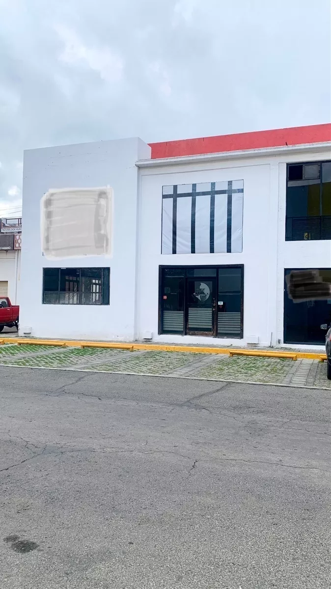 Local Comercial En Periodista, Pachuca De A