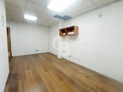 Bodega Con Oficinas Para Uso Comercial En Cerrillos