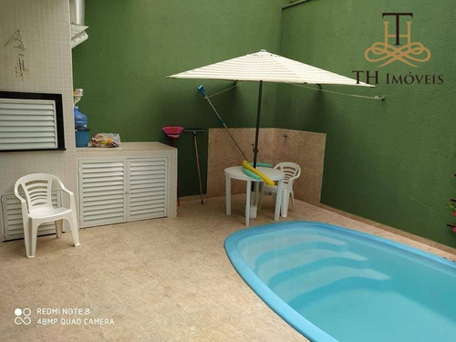 Imagem 2 de 19 de Sobrado Triplex Com 4 Suítes E 3 Vagas De Garagem À Venda, Com 246 M² Por R$ 1.500.000 - Centro - Balneário Camboriú/sc! - So0054