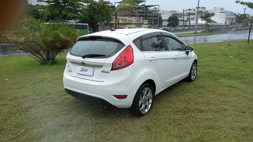 Ford New Fiesta Hatch Se 1.6 16v (flex)