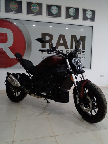 Imagen 1 de 8 de Benelli 502c