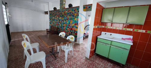 Casa En Renta En Fracc. Citlalin Con Amplio Jardín, Alberca Y Palapa
