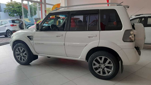 Imagem 6 de 15 de Mitsubishi Pajero Tr4 2013 2.0 4x2 Flex Aut. 5p