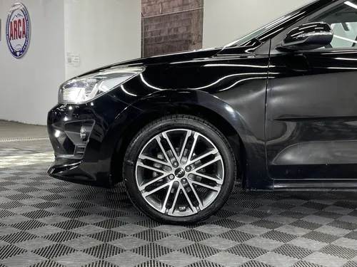 Kia Rio 1.6 Sedan EX At