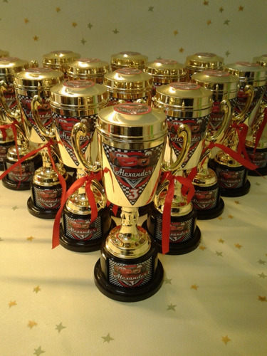Copa Piston Cars Trofeo Premio Souvenir 10cm Con Base X15 Un