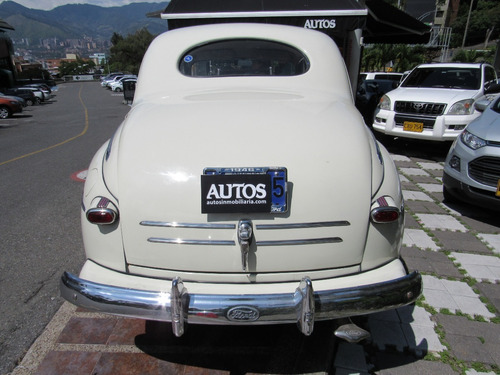Ford De Luxe Cc2500
