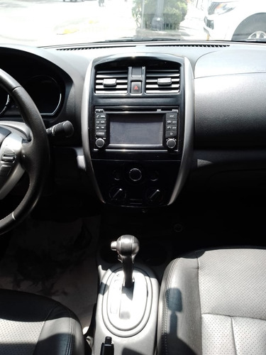 Imagen 8 de 15 de Nissan Versa Exclusive T/a 2017