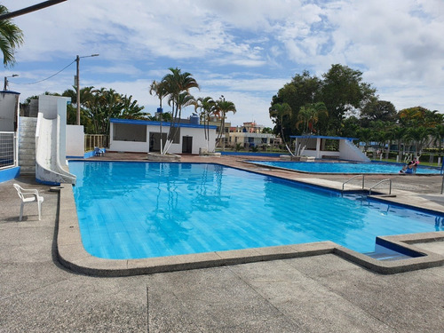 Imagen 8 de 12 de Departamentos Playa Tonsupa