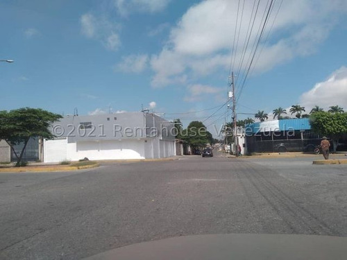 Imagen 6 de 30 de Galpón En Venta En El Centro De Barquisimeto Lara (0.4.2.4.5.9.3.7.5.4.2), Rent-a-house Centro Occidente Mls Código: 22-6763, Cuenta Con 347 Mts2, 2 Baños, Cuenta Con 4 Puestos De Estacionamientos